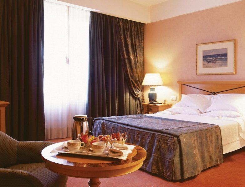 Hotel Tivoli Oporto Extérieur photo